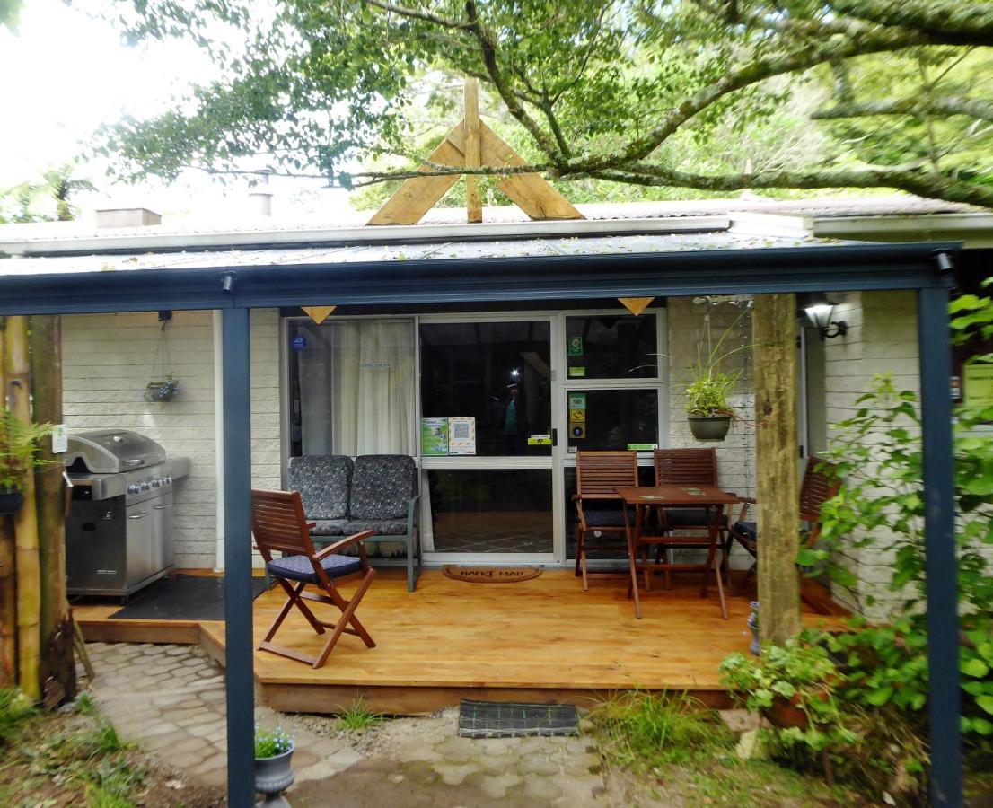 Mount Tutu Eco-Sanctuary Bed and Breakfast Ohauiti Exterior foto